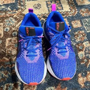 Nike react infinity run flyknit 3 women’s size 9.5 (worn twice)